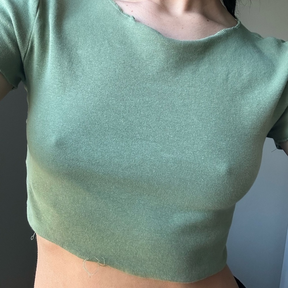 green zara crop top
